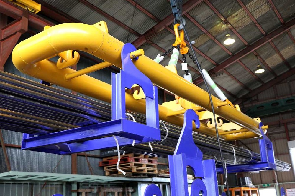 模具鋼是高碳鋼嗎，重型鋼和碳鋼模具哪個(gè)好